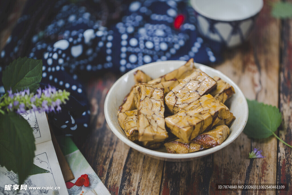 碗中美味卤豆干