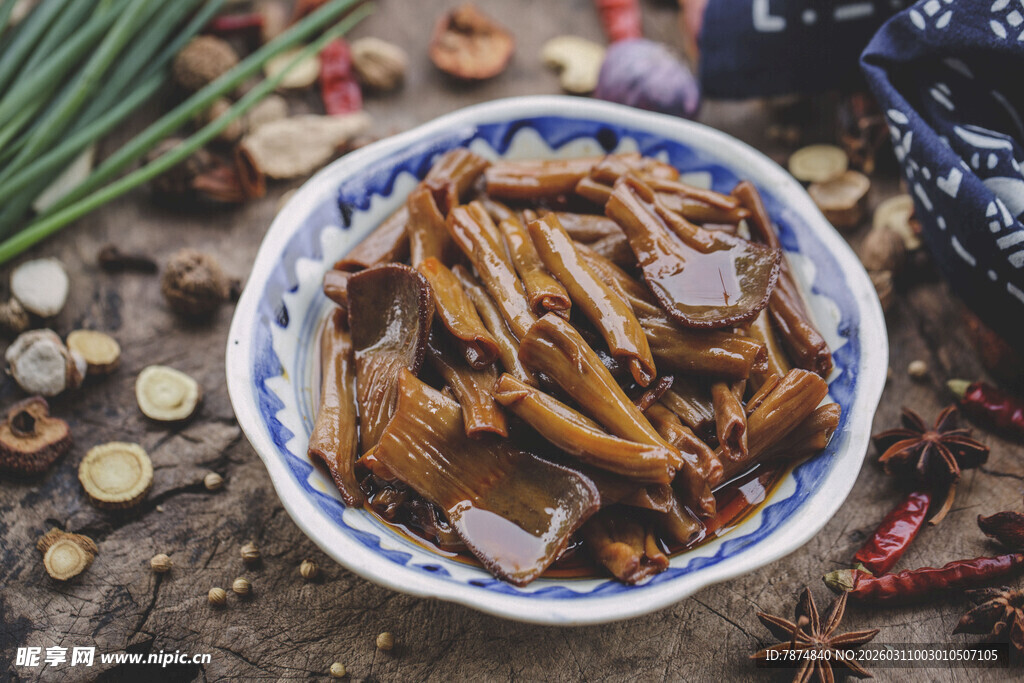 美味卤味鸡肠鸡肾