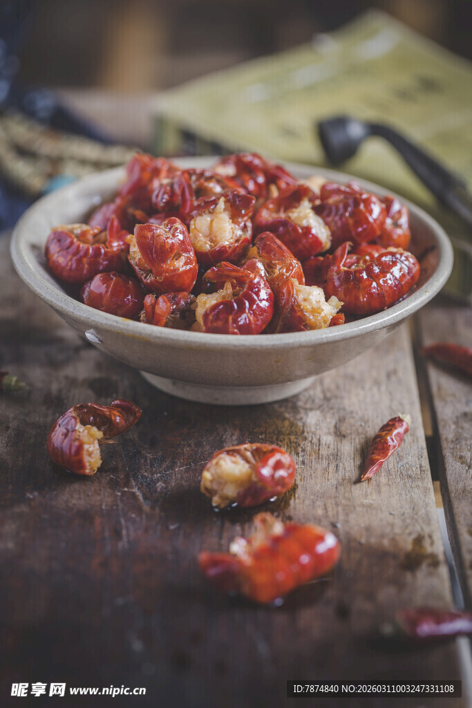 碗中美味小龙虾特写