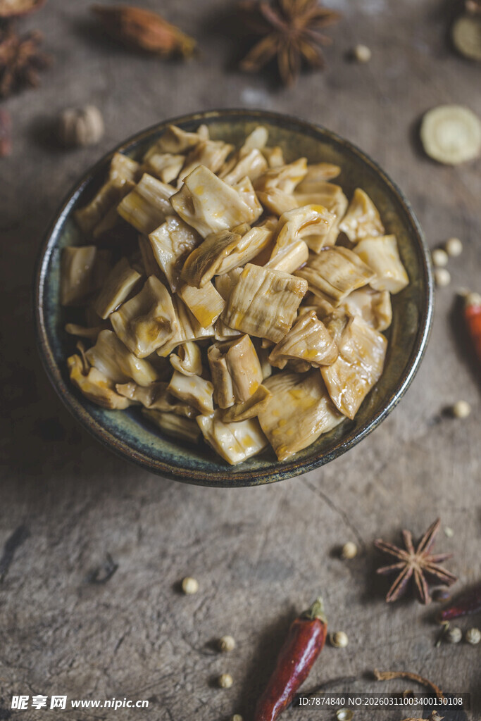 碗中美味豆干 香气四溢