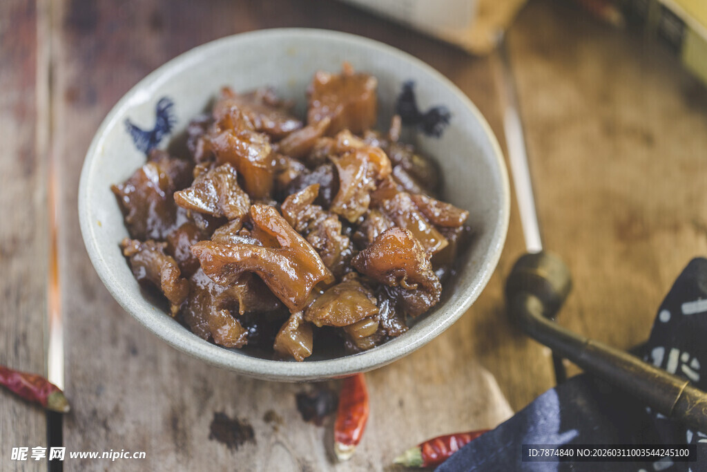 美味卤味 碗中诱人佳肴