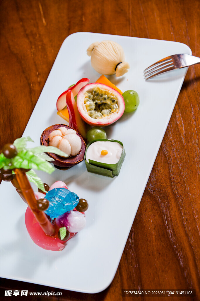 精致多彩寿司拼盘