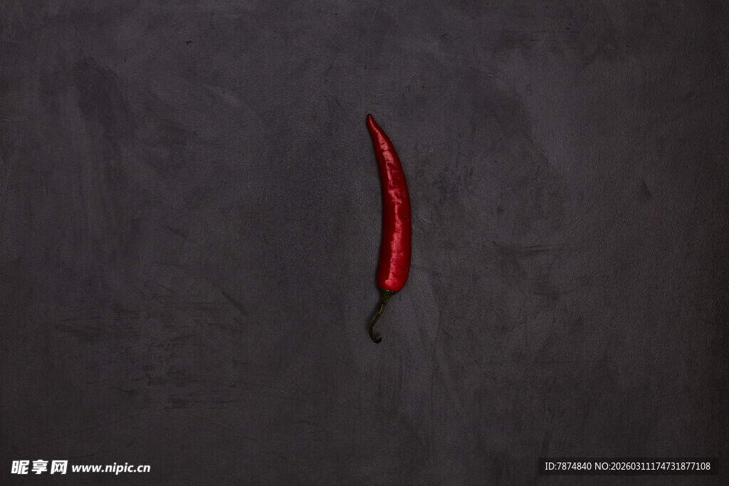 单支红辣椒特写