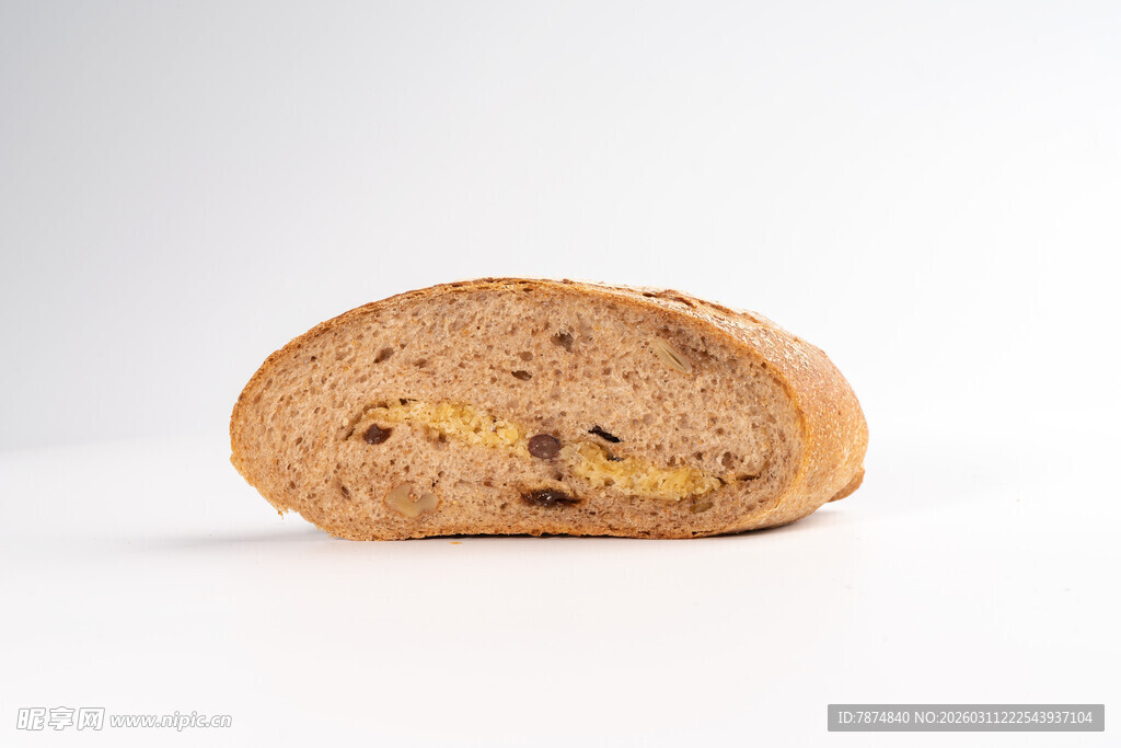 全麦坚果面包特写