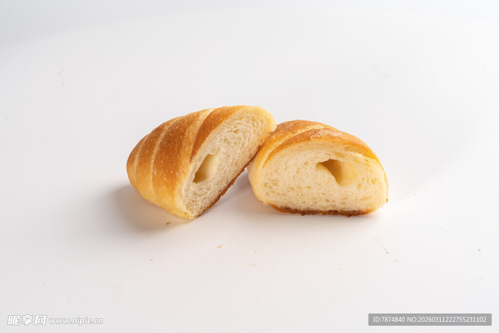 切开的美味小面包