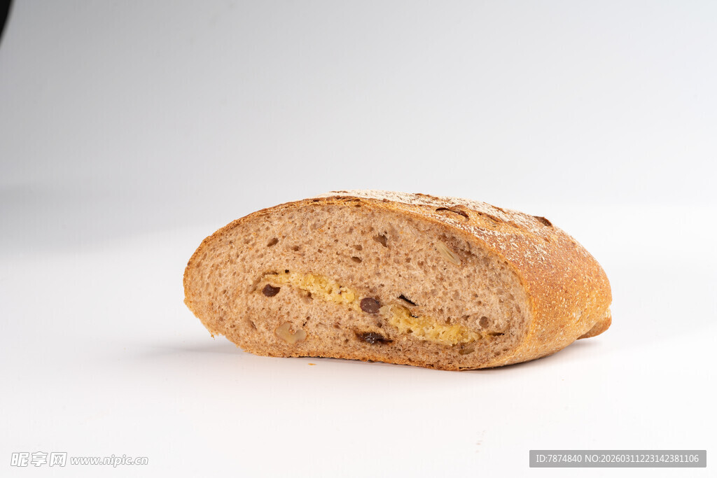 全麦坚果面包特写