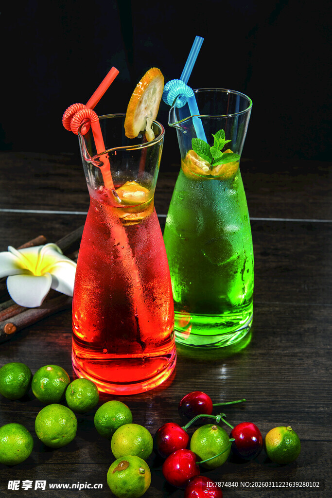 多彩夏日特调饮品