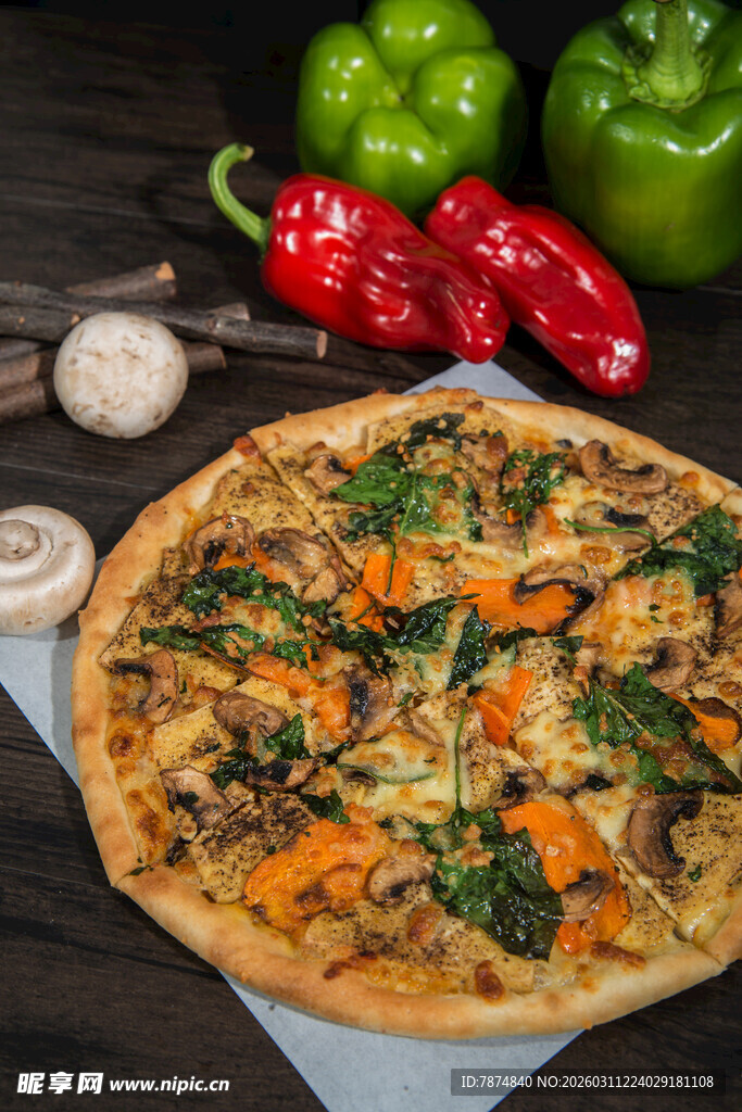 美味蔬菜披萨诱人呈现