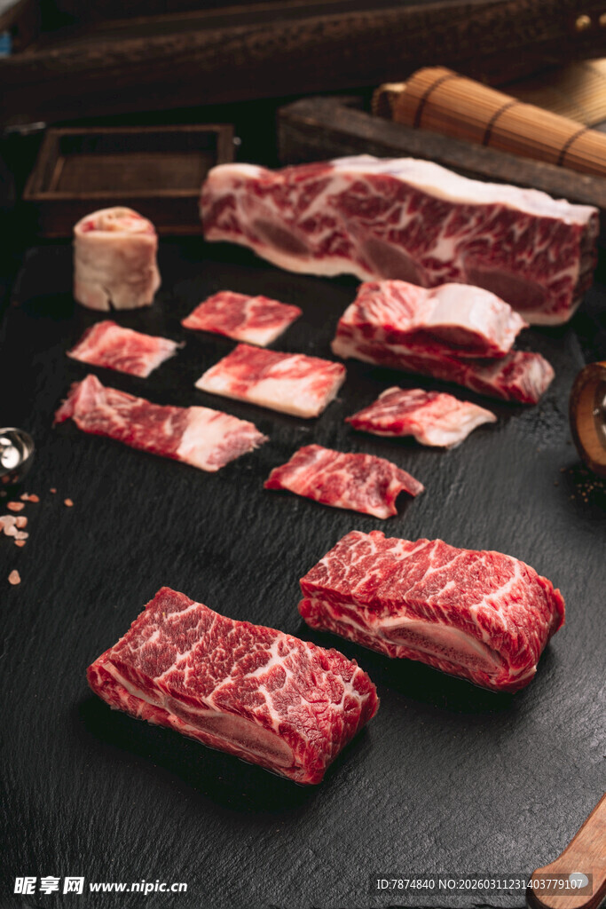 新鲜多样的高品质牛肉