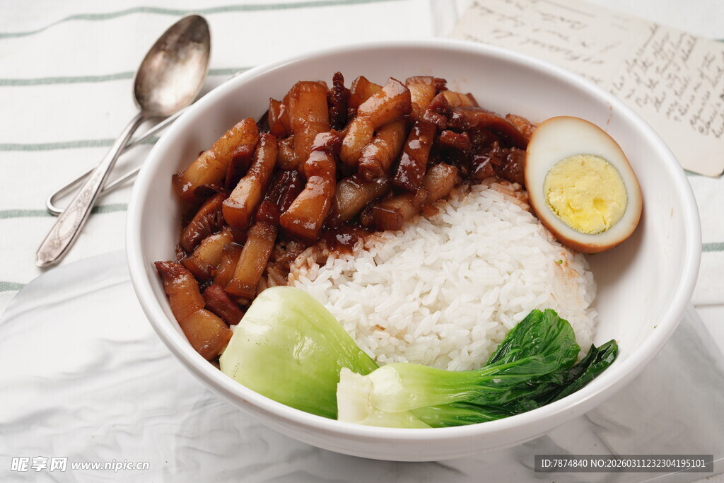 卤肉饭套餐 美味又饱腹