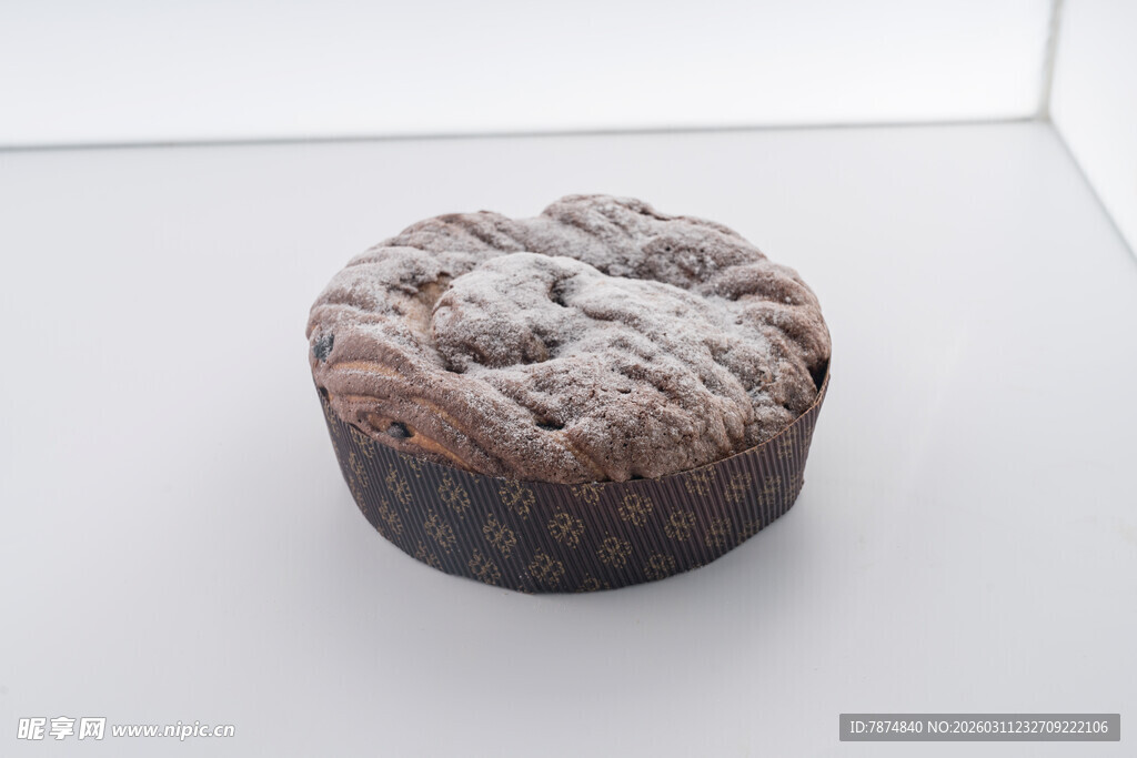 复古花纹圆形糕点