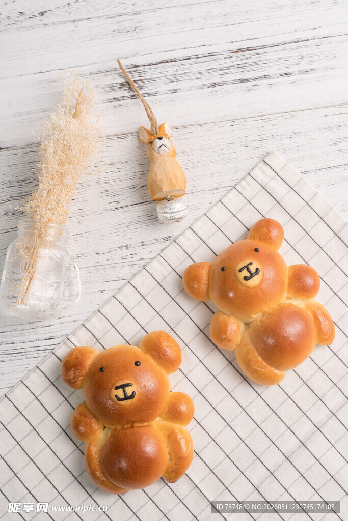 小熊造型面包 萌趣可爱