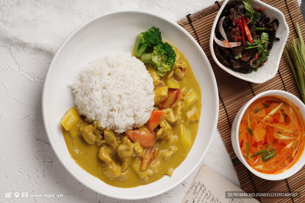 咖喱饭套餐 美味又丰富