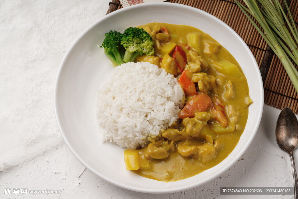 咖喱盖饭 美味诱人