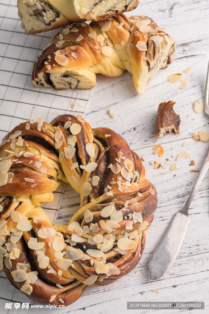 美味肉桂卷 诱人切片展示