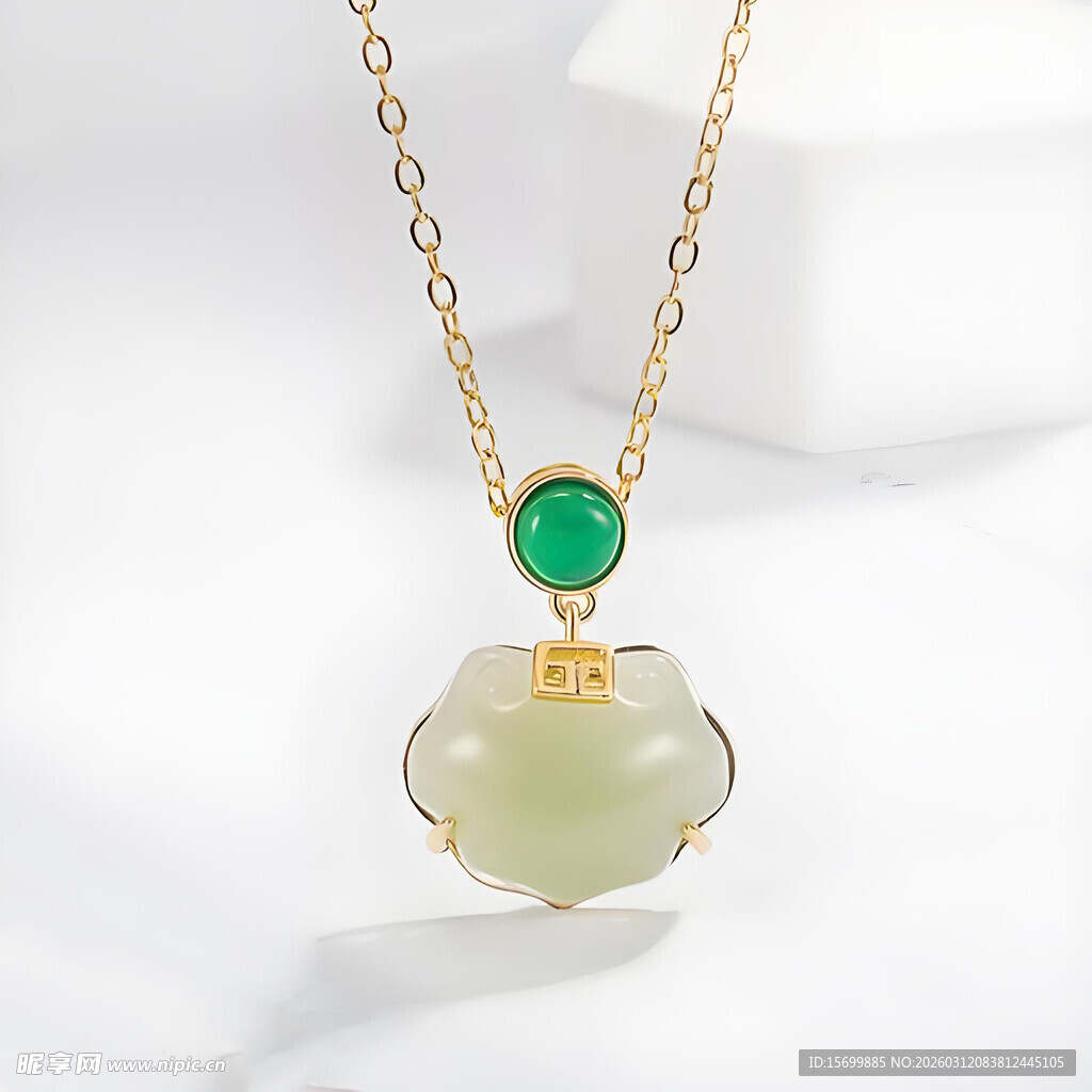 玉如意绿宝石项链