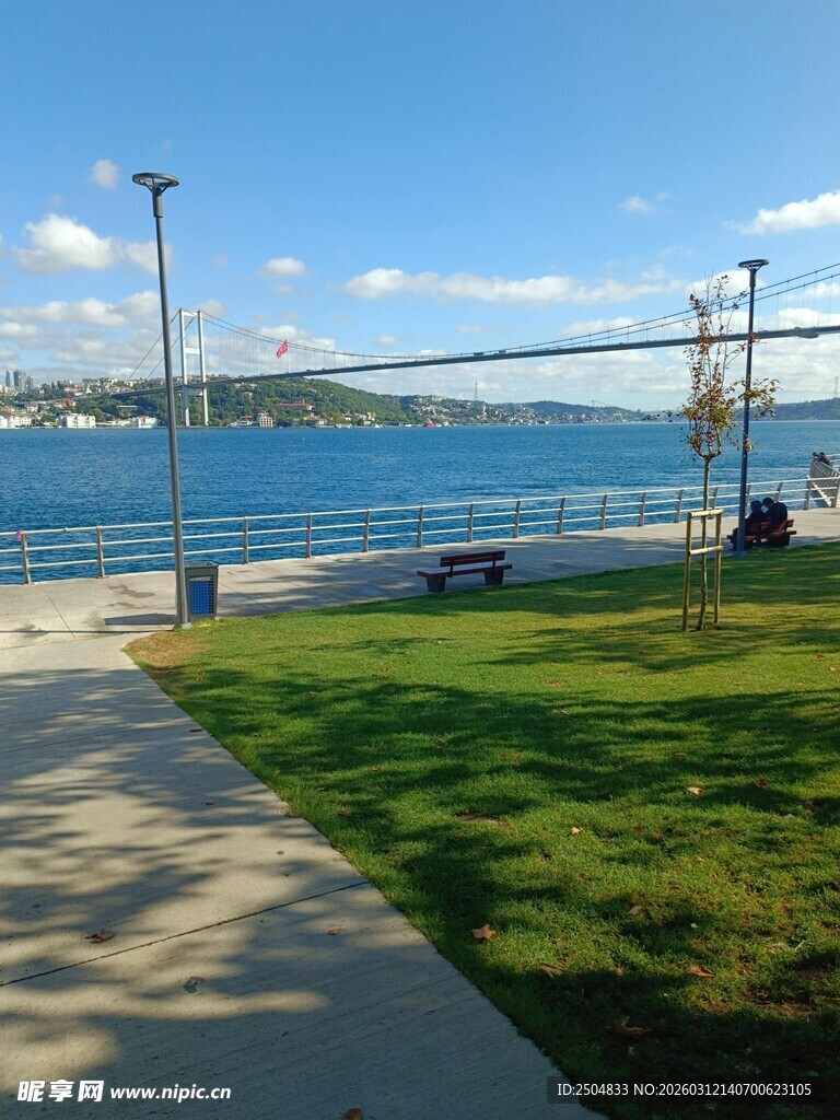 海滨步道 畅享自然美景