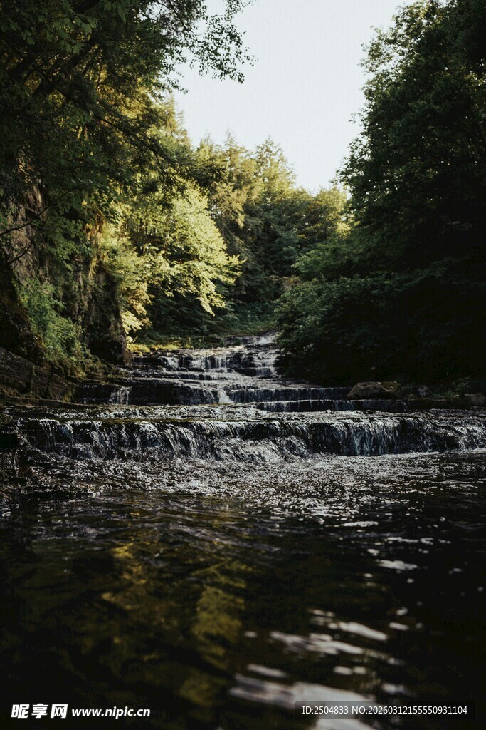 山间溪流 自然清幽之景