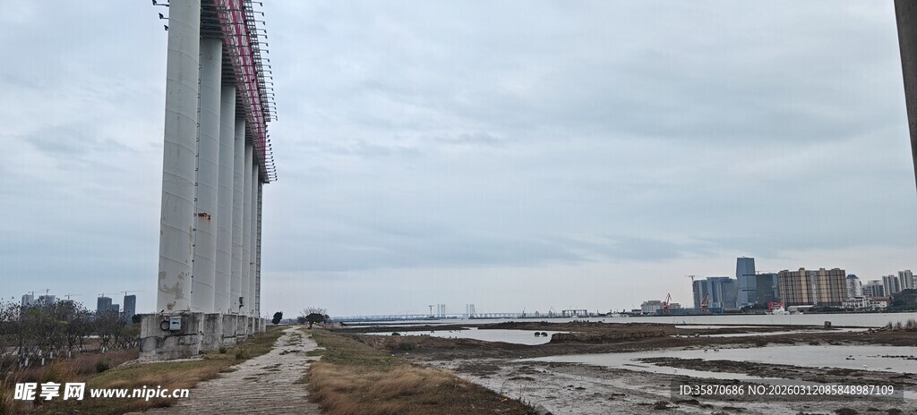 户外在建建筑场景