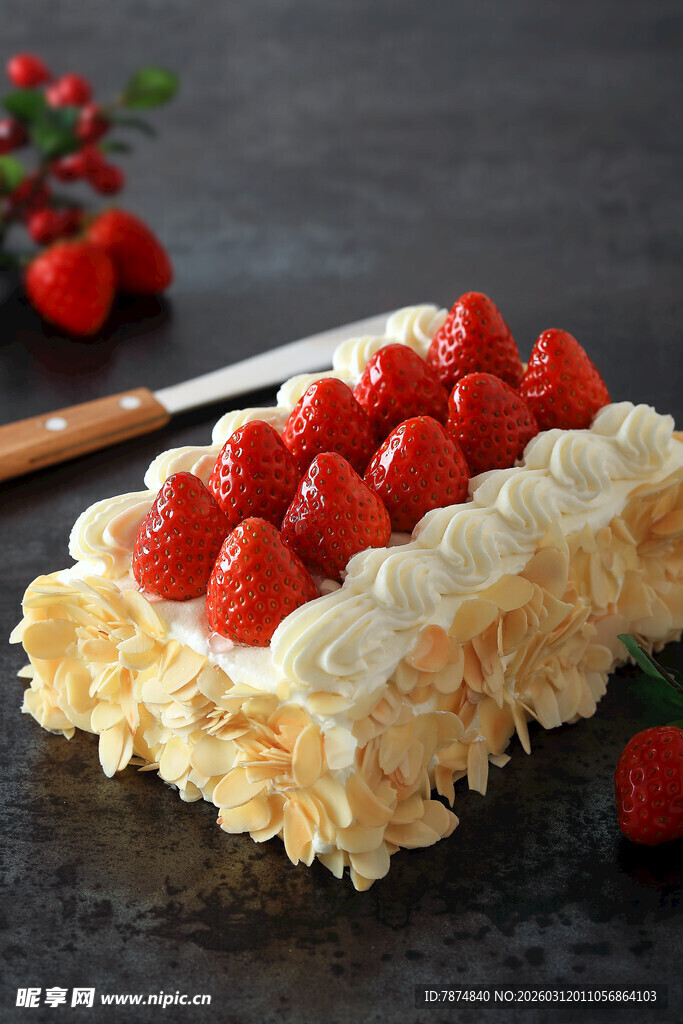 草莓奶油千层酥