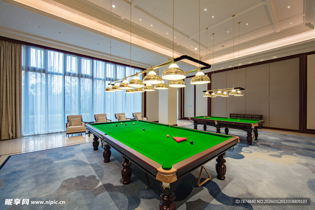 豪华室内台球厅场景展示
