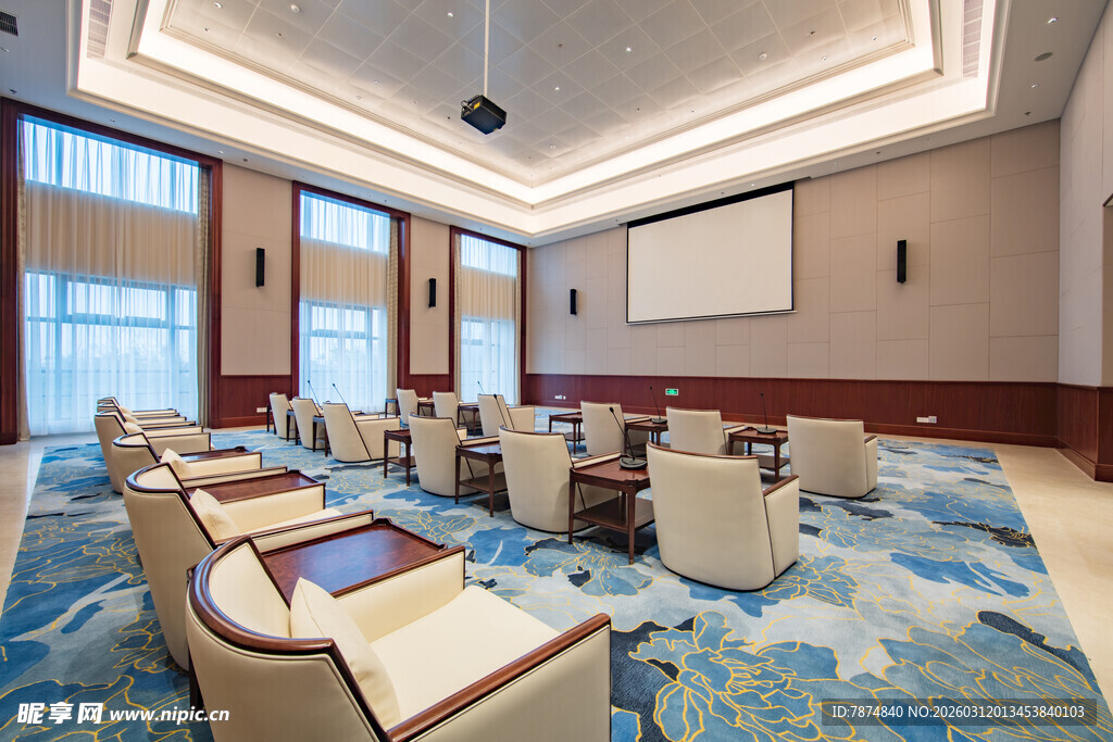 现代风格会议室内部场景