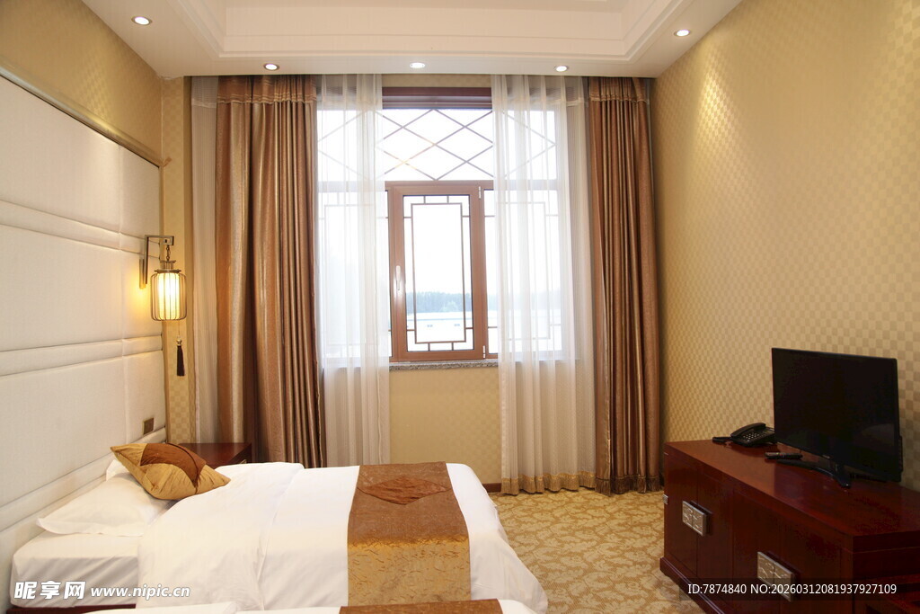 温馨舒适的酒店客房空间