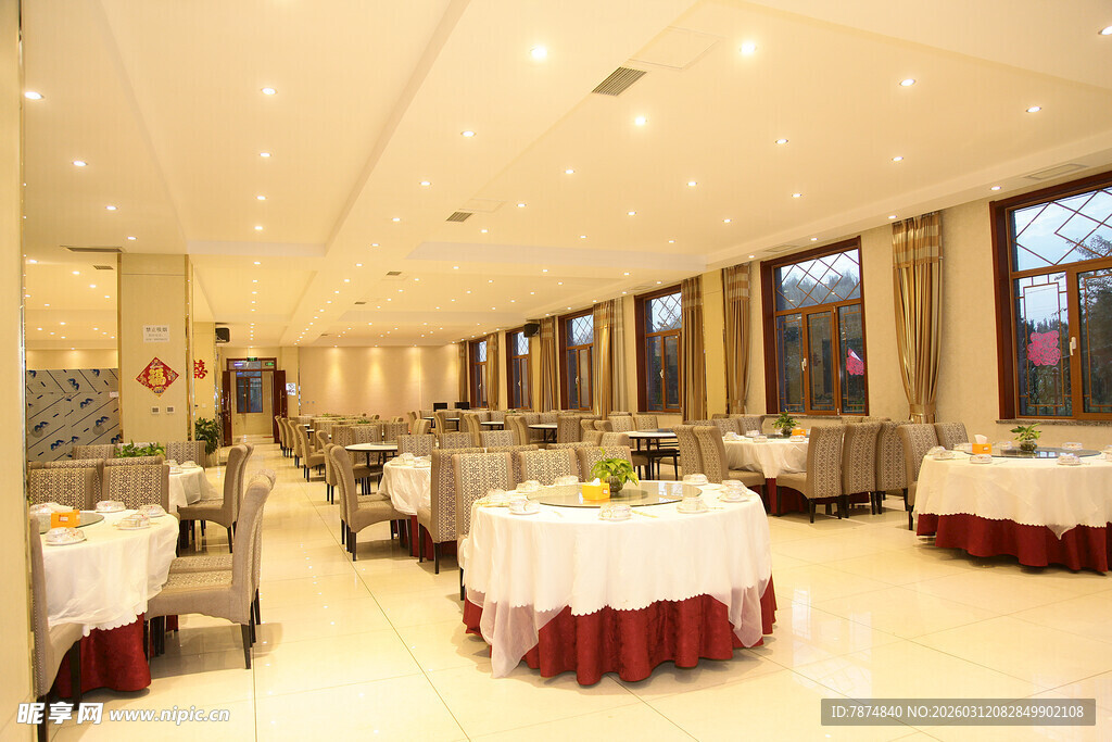 豪华优雅的室内宴会场地