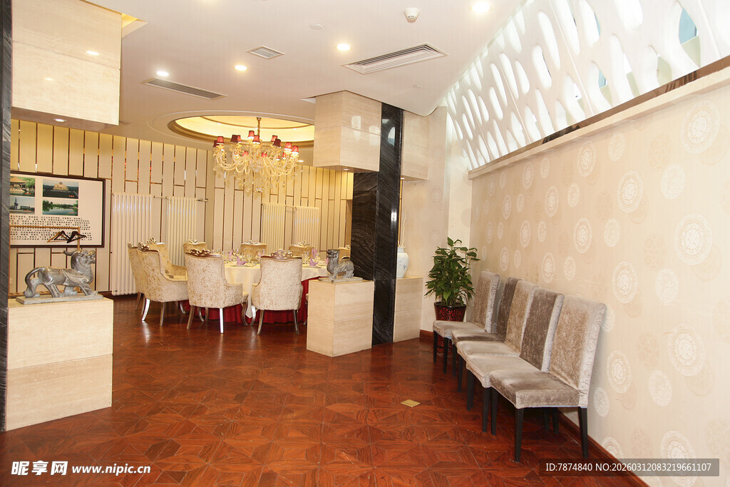 温馨舒适的室内休息空间