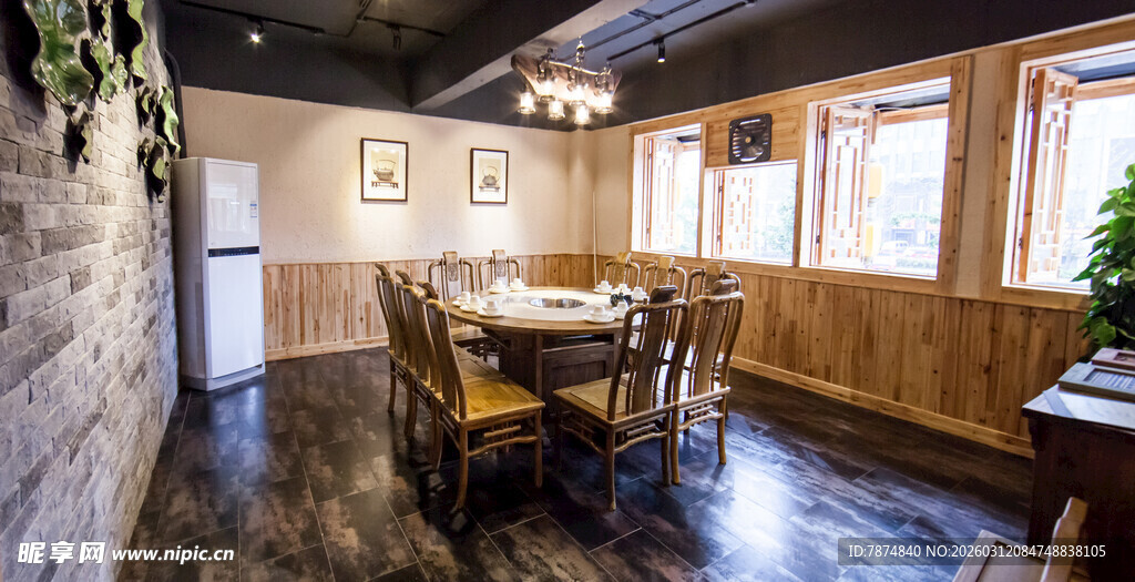 温馨木质风餐厅室内场景