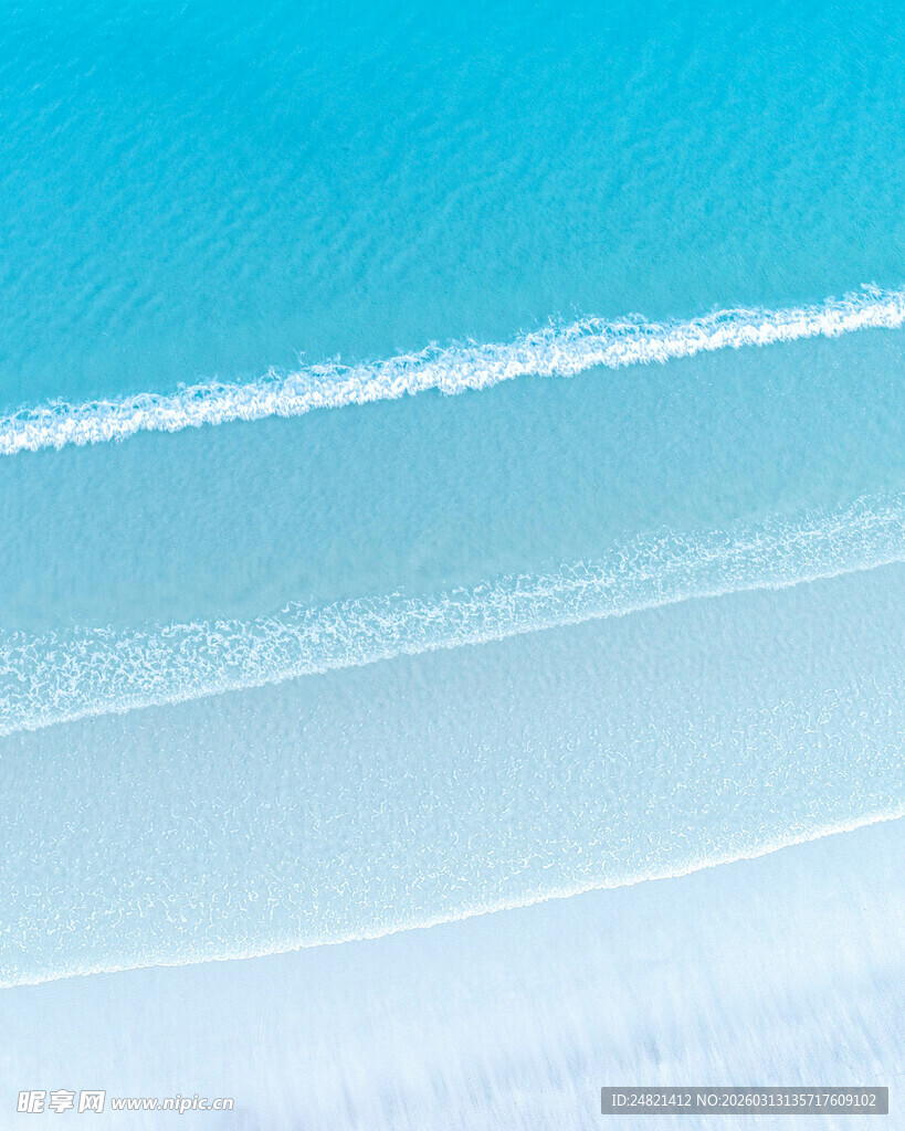 梦幻蓝白海浪景观