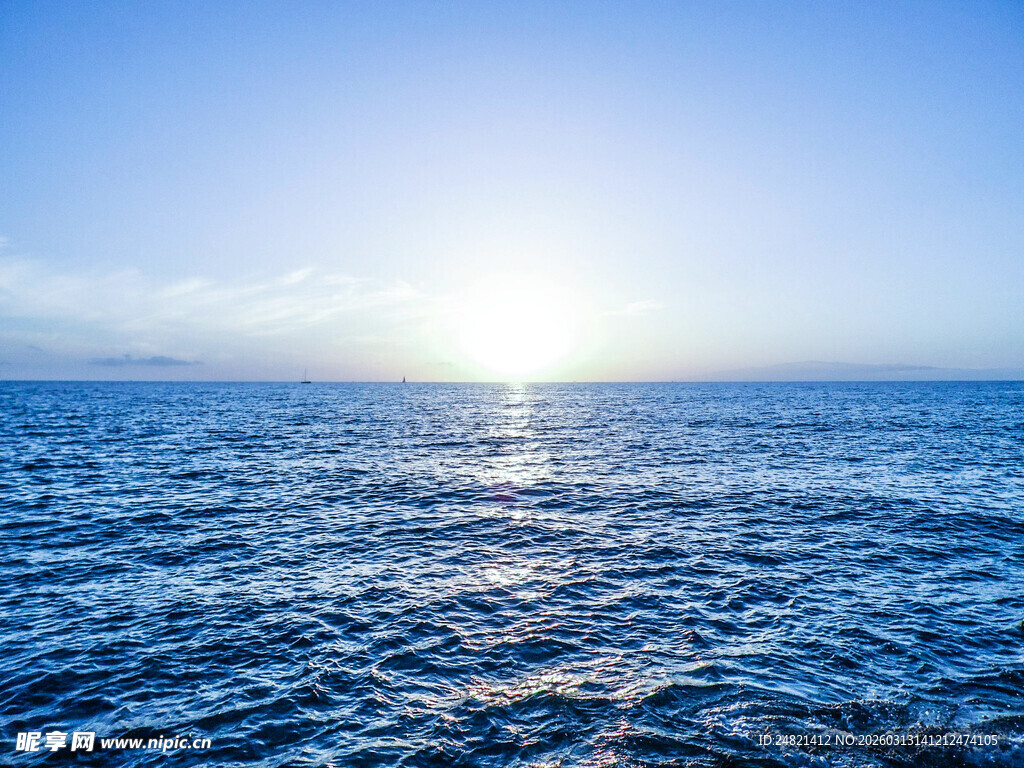 海上日出