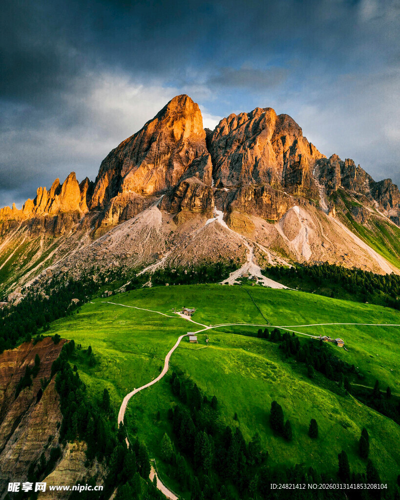山间美景