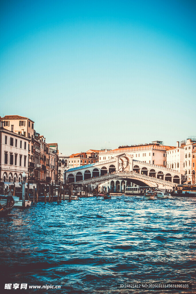 威尼斯水上桥梁风景