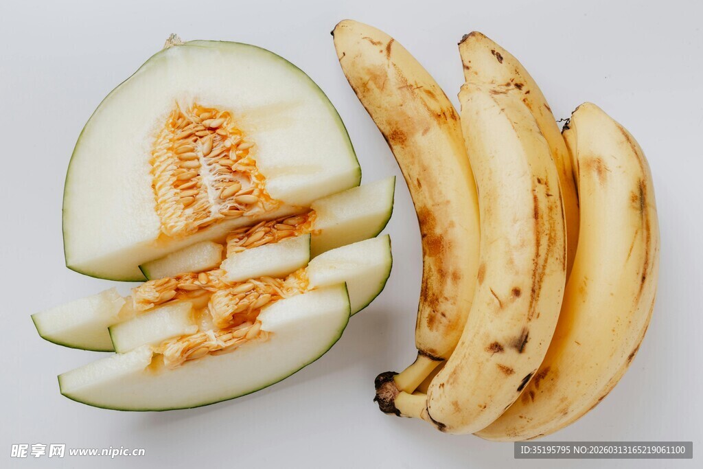 甜瓜与香蕉的新鲜组合