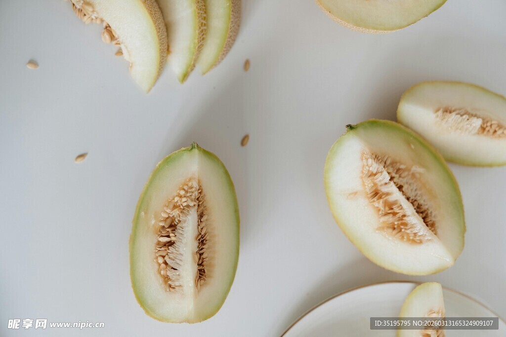 切开的甜瓜展示