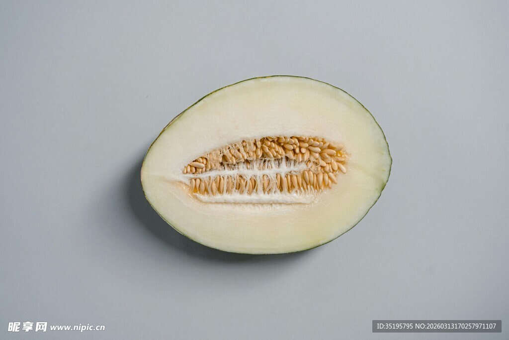 切开的甜瓜