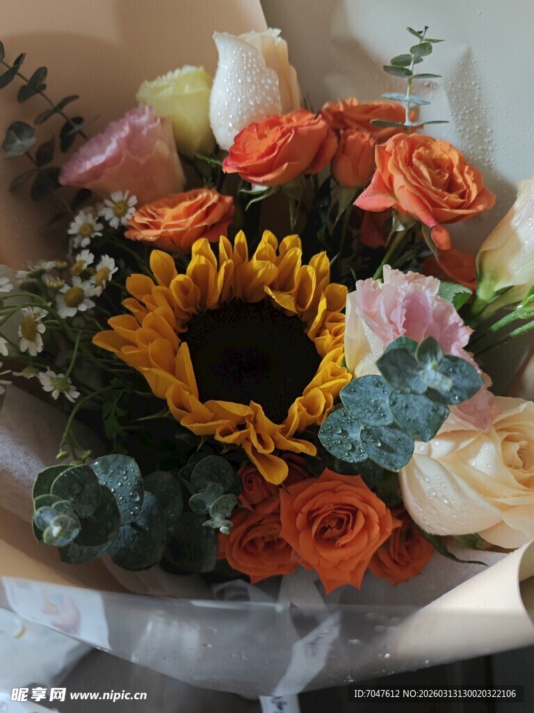 多彩鲜花花束展示