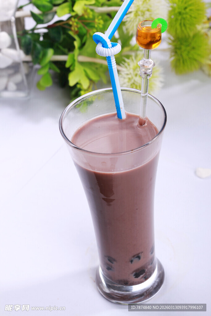 美味巧克力珍珠奶茶饮品