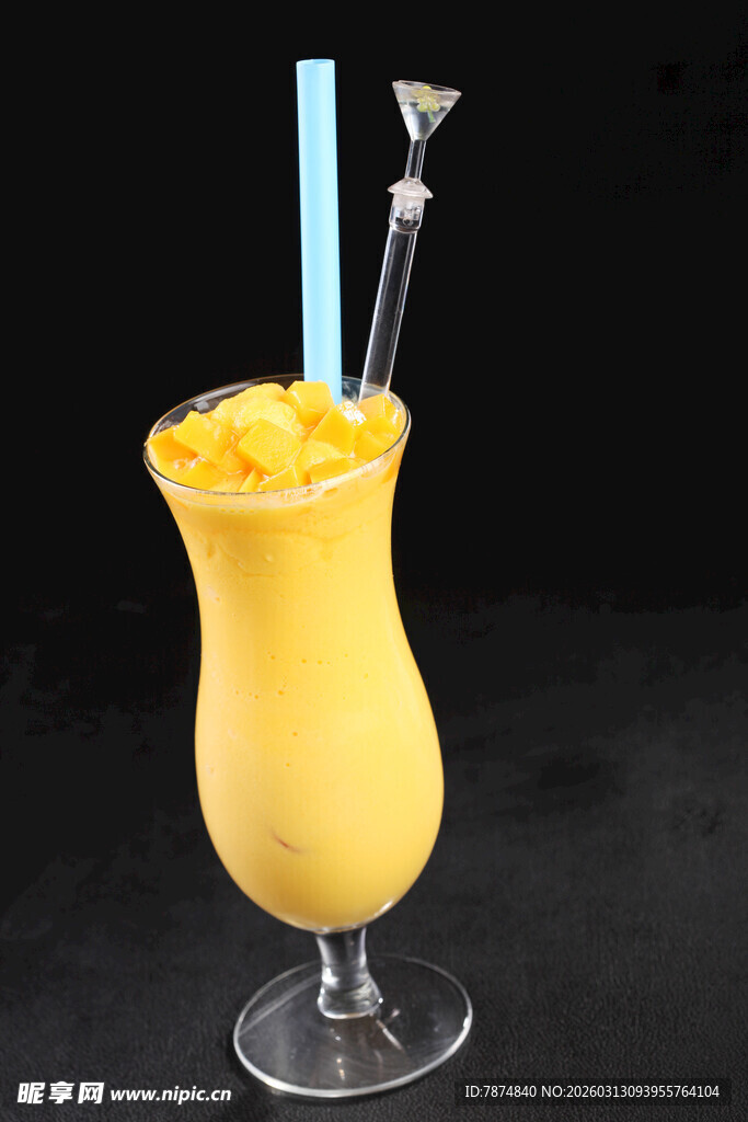 芒果冰沙饮品 清爽又美味