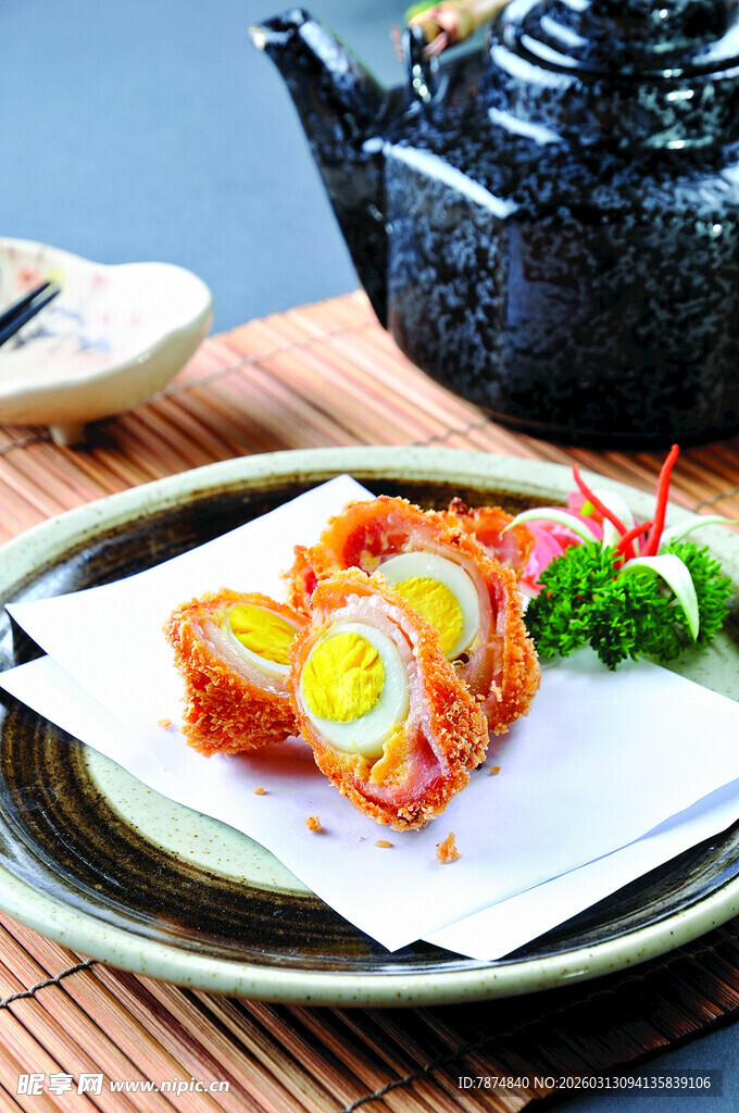 日式美味蛋卷摆盘展示