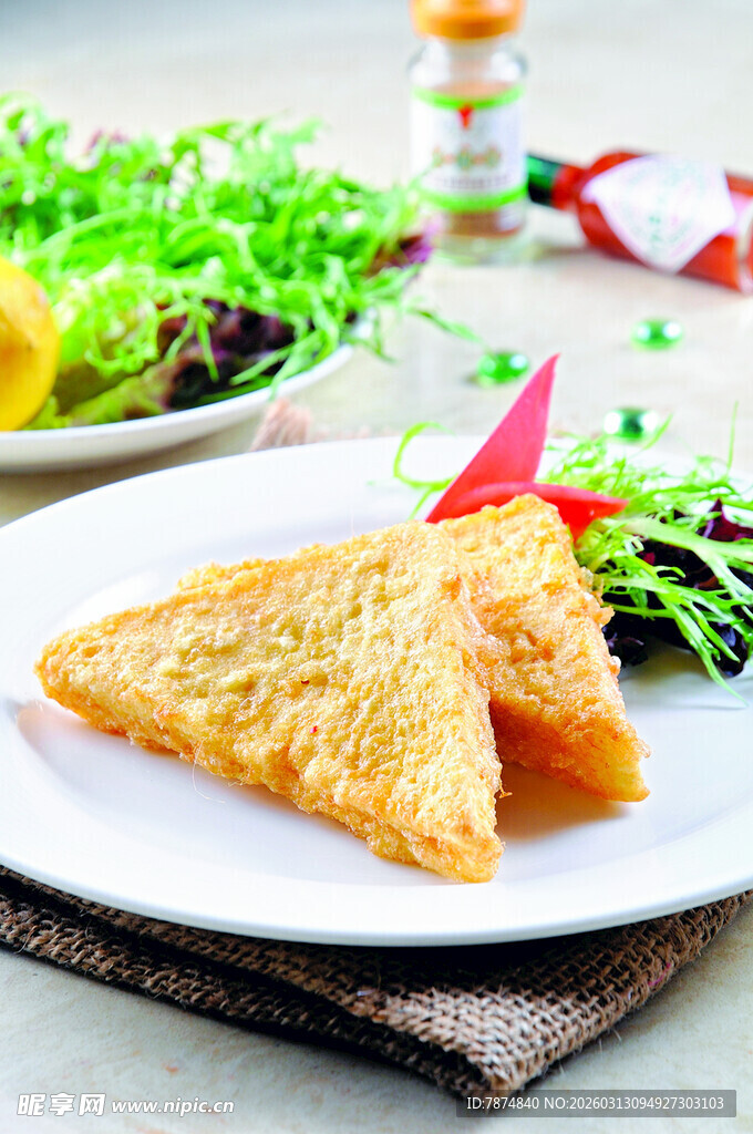 美味油炸三角点心