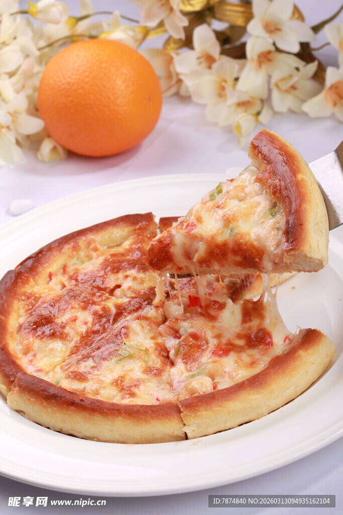 美味披萨切片诱人呈现