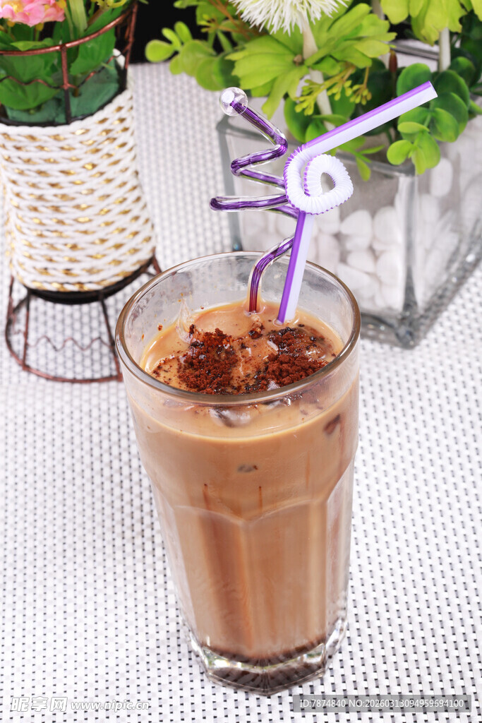 冰巧克力饮品 清新诱人