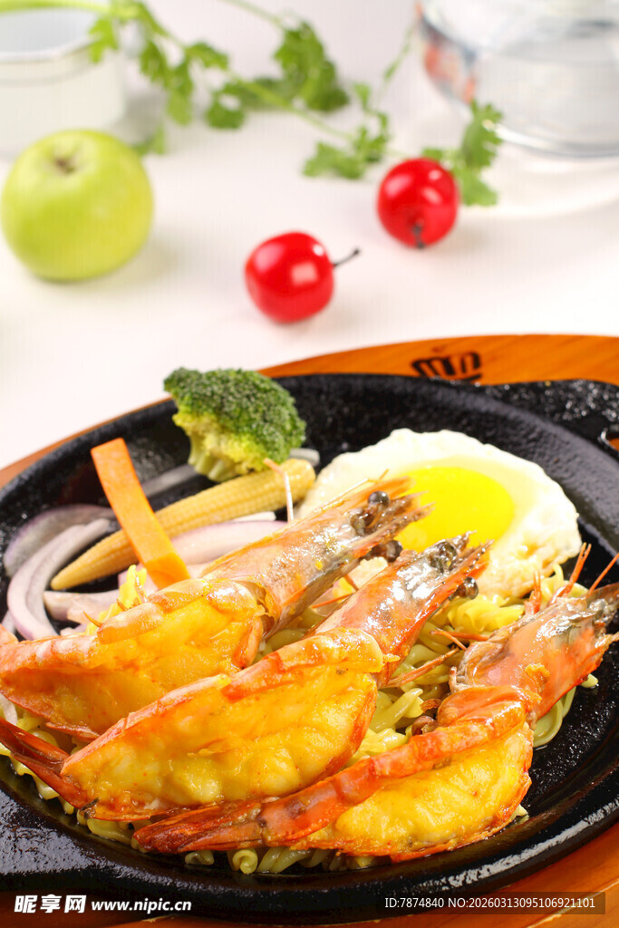 美味海鲜蛋蔬铁板料理