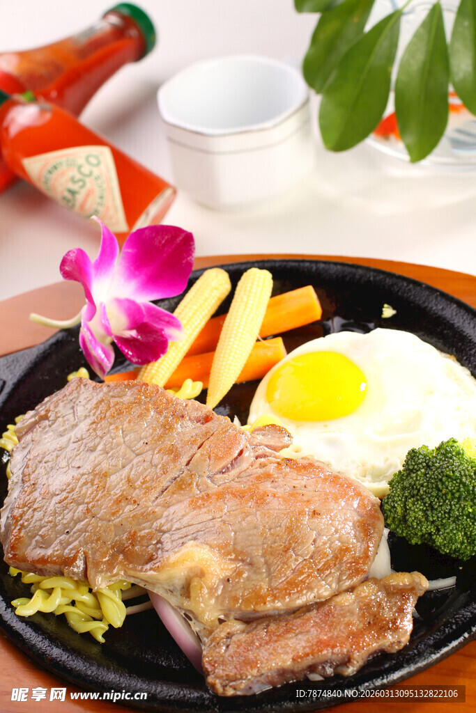 美味牛排套餐 营养丰富