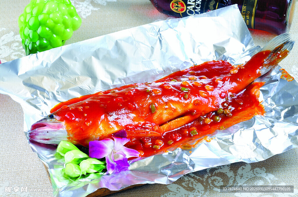 锡纸烤大虾配蔬菜