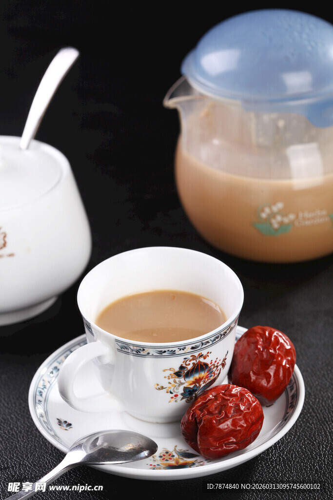 红枣奶茶 中式温馨茶饮体验