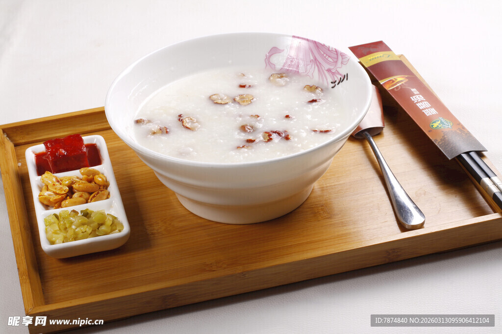 中式养生粥配多样小食