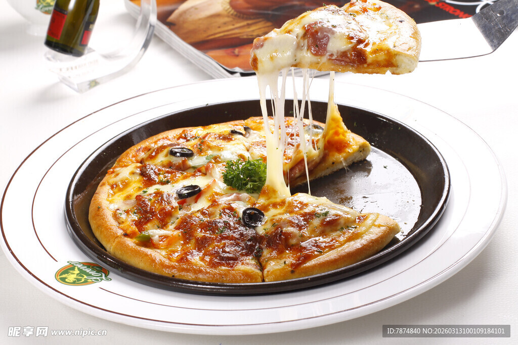 美味拉丝披萨诱人呈现